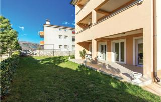 2 Bedroom Lovely Apartment In Cavle - Podrvanj - 1