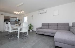 Lovely Home In Donji Prolozac With Wifi - Donji Proložac - 3