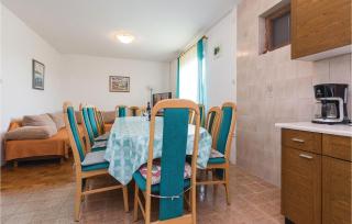 6 Bedroom Cozy Apartment In Nin - Nin - 9