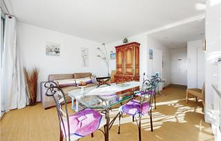2 Bedroom Awesome Apartment In Royan - Royan - 8