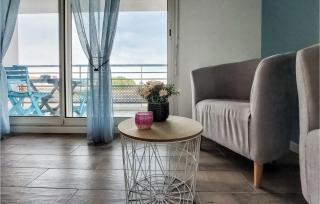 Awesome Apartment In Royan With Kitchen - Royan - 8