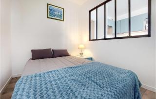 Awesome Apartment In Royan With Kitchen - Royan - 4
