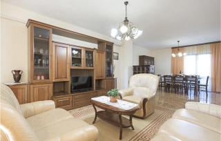 Nice Apartment In Pula With Kitchen - 0