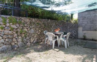 Gorgeous Apartment In Kucice With Wifi - 3