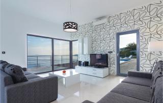 4 Bedroom Beautiful Home In Labin - 7