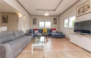 Six-Bedroom Holiday Home In Bilisane - Bilišane - 2