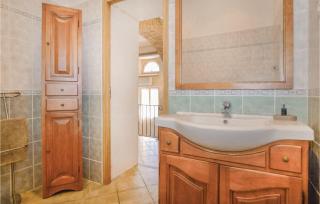 Amazing Home In Santa Maria Poggio - 5