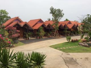 Busby Resort - Ban Ta Phraya - 3