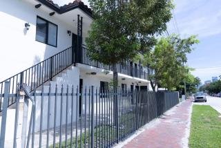 Apartments Little Habana near calle 8 - 9