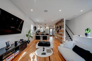 Beautiful modern 2Bdr sunny home with French decor - Hamilton - 4