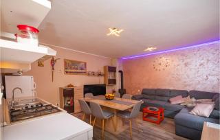 Nice Home In Pridraga With Wifi - Pridraga - 8