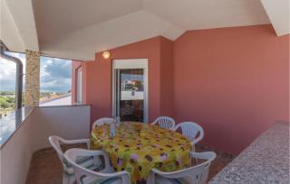 Five-Bedroom Holiday Home In Banjole - 3