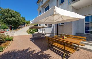 Beautiful Apartment In Rijeka With Wifi - Rijeka - 4