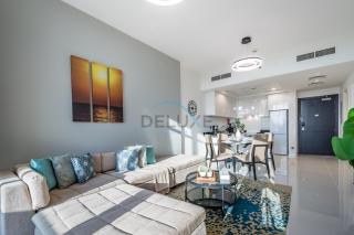 Elegant 2BR in Tower 108 Jumeirah Village Circle by Deluxe Holiday Homes - Dubai - 1