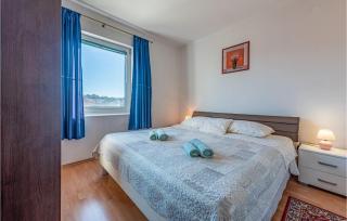 1 Bedroom Cozy Apartment In Pakostane - Pakoštane - 6