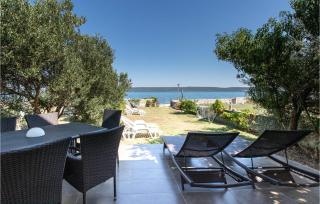 Amazing Apartment In Dobropoljana - Dobropoljana - 6