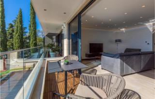 Beautiful Apartment In Crikvenica - 3