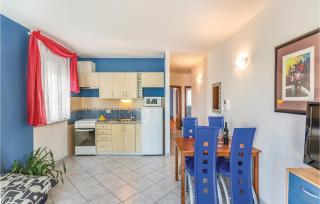 Two-Bedroom Apartment In Makarska - Makarska - 4