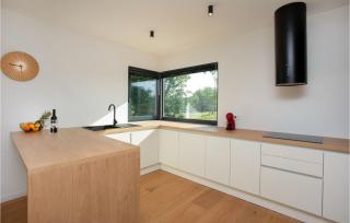 3 Bedroom Amazing Home In Rasa - 6