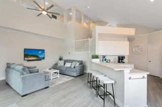 Last Minute Disney Getaway! Private Pool, Hot Tub & Games Room. Book Now! #56767 - Kissimmee - 2