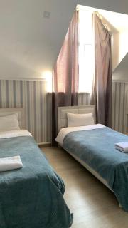 Garnet hotel - 2