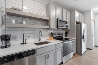 CozySuites Mass with parking lounge & roof deck #31 - 3