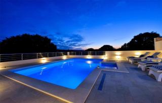 Cozy Home In Unesic With Sauna - 2