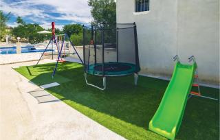 10 Bedroom Beautiful Home In Kucice - 5