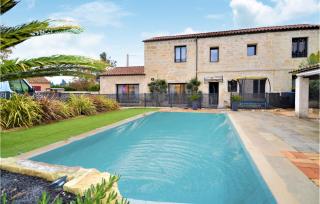 Stunning Home In Beaucaire With Wifi - Beaucaire - 0