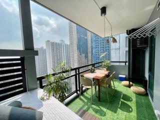 Condo near BGC and Megamall with free parking and Videoke - Manila - 1
