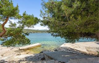 Stunning Home In Rogoznica - 2