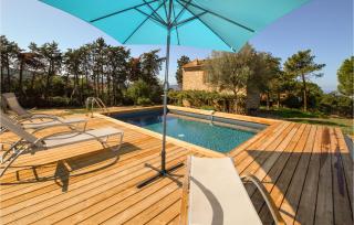 Awesome Home In Coti-Chiavari - 1
