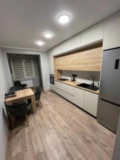 Central Oasis Apartment - 3