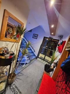 Flo's Design Suite, Rooms & Breakfast - Wagrain - 2