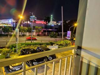 SD staycation Shell Residences facing moa complex - Manila - 0