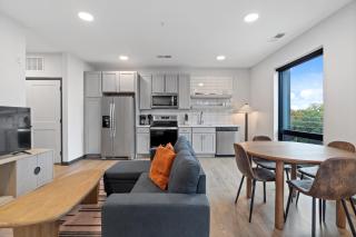 CozySuites Mass with parking lounge & roof deck #27 - 7