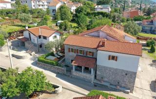 Gorgeous Home In Icici With Jacuzzi - Ičići - 2