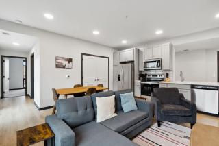 CozySuites Mass with parking lounge & roof deck #41 - Indianápolis - 4
