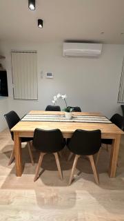 Stylish New Modern 3-BR Home in Auckland - Perfect for Your Next Getaway! - Auckland - 6