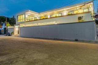 Jomtien Beach 5 bedrooms - independent swimming pool and KTV - Jomtien Beach - 8