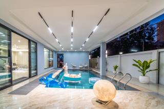T M L Luxury 5 bedrooms Pool Villa with Private KTV & 4 Min Walk to Jomtien Beach - 1