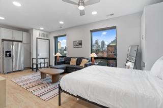 CozySuites Mass with parking lounge & roof deck #40 - 7