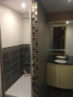 Chambre aménagée à Quintal - 9