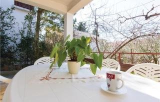 Three-Bedroom Apartment In Rovanjska - 1