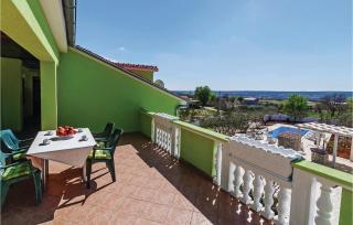 Six-Bedroom Holiday Home In Sv, Filip I Jakov - Gorica - 4