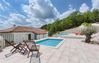 Amazing Home In Buzet With Jacuzzi - Buzet - 9