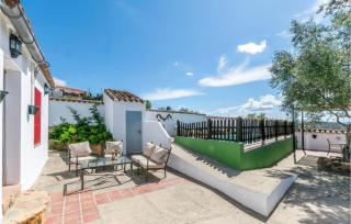 Cozy Home In La Cardenchosa With Wifi - 2