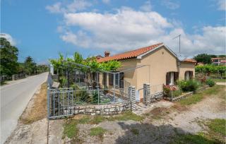 3 Bedroom Lovely Home In Labin - Labin - 1