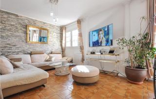 4 Bedroom Beautiful Home In Mougins - Mougins - 8