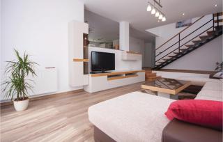 Four-Bedroom Holiday Home In Zaton - Zaton - 8